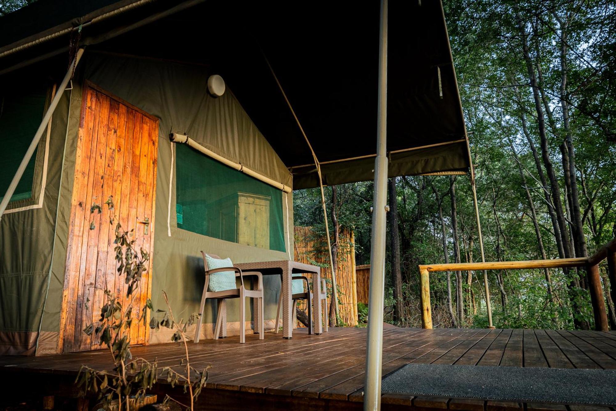 Askiesbos - Samochima Bush Camp Shakawe Exterior foto